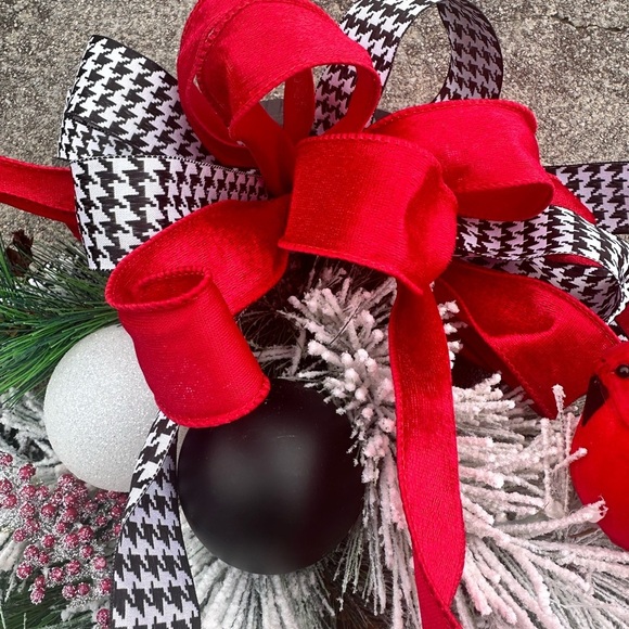 Festive Red and Black Holiday Swag - Picture 8 of 11